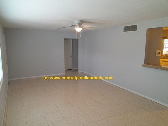 4th image of 1400 S Evergreen Ave