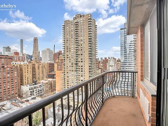 5th image of 343 E 74th St APT 20D