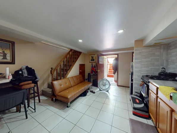 1563 East 46th Street image 13 of 19