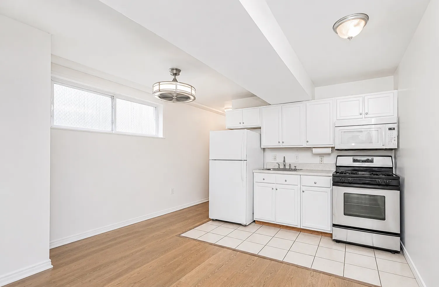 1 bed, $2,400 — Photo 2