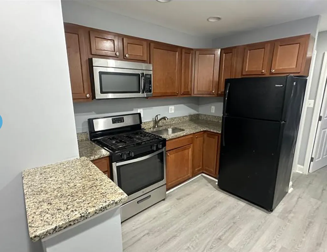 2 bed, $1,695 — Photo 1