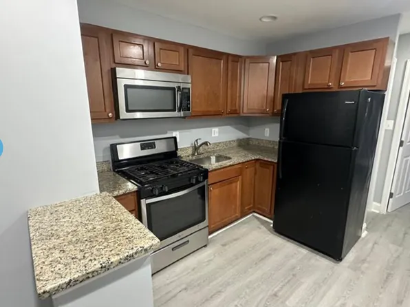 5105 F St SE APT 101, Washington, DC 20019