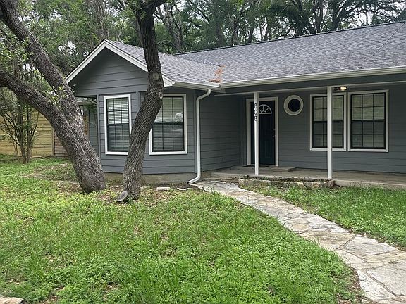 2nd image of 808 Lazy Creek Ln