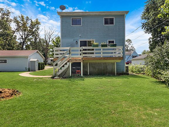 4th image of 25120 W Crawford Ave
