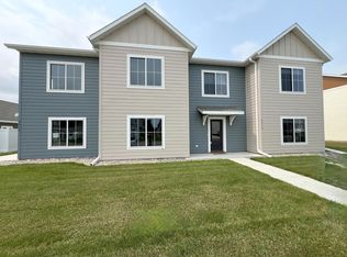 2412 Oak Branch Ave, Brookings, SD 57006