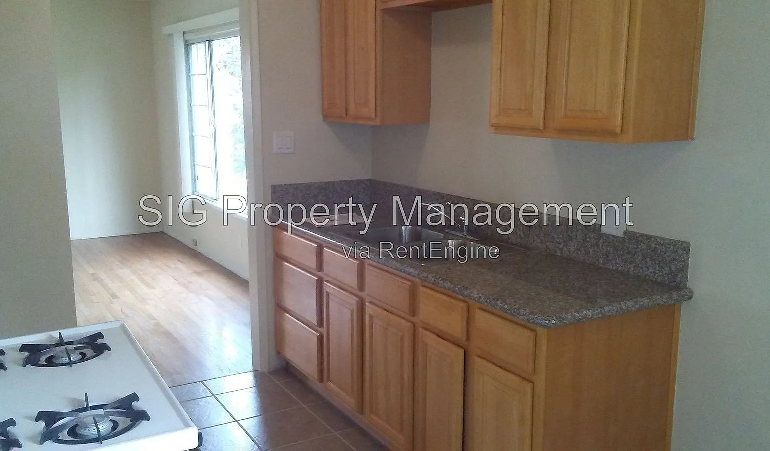 1 bed, 1.0 bath, 588 sqft, $1,950 — Photo 3