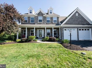 1805 Silverleaf Ln, Palmyra, PA 17078
