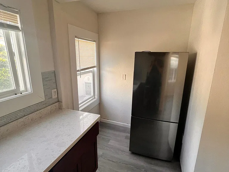 2504 23rd Ave #B — Photo 7