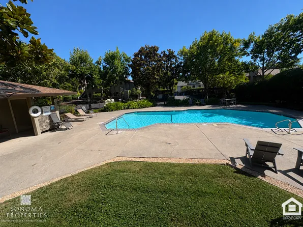 429 Bernice Ln, Sonoma, CA 95476