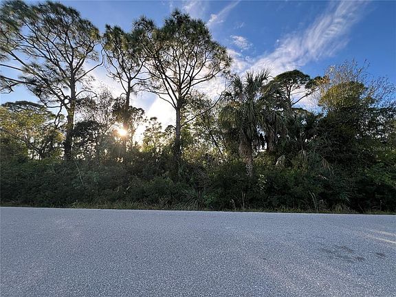 2nd image of 11197/11205 Pinetrail Rd Lot 681