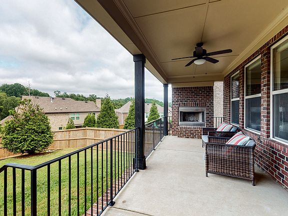 5th image of 504 Greenstone Ln