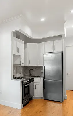 Rented by Compass | media 15