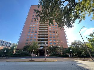 4466 W Pine Blvd APT 23C, Saint Louis, MO 63108