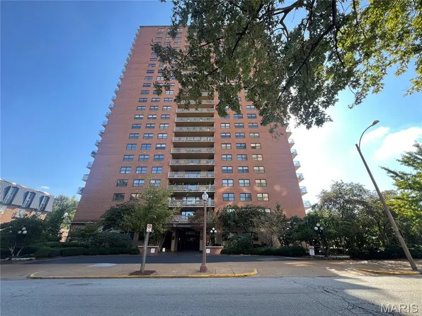 4466 W Pine Blvd APT 23C, Saint Louis, MO 63108