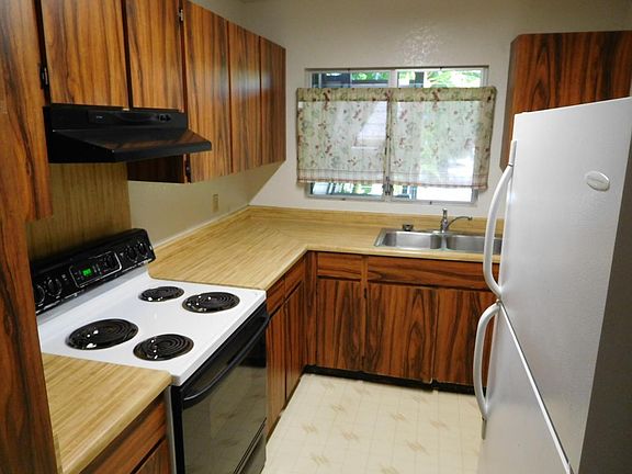 4th image of 96-216 Waiawa Rd #1