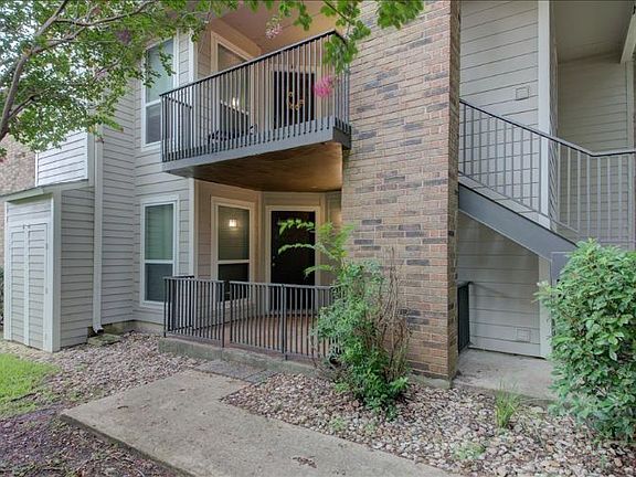 2nd image of 10616 Mellow Mdws APT 8A