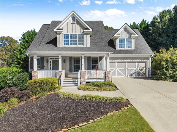5830 Twelve Oaks Dr, Cumming, GA 30028
