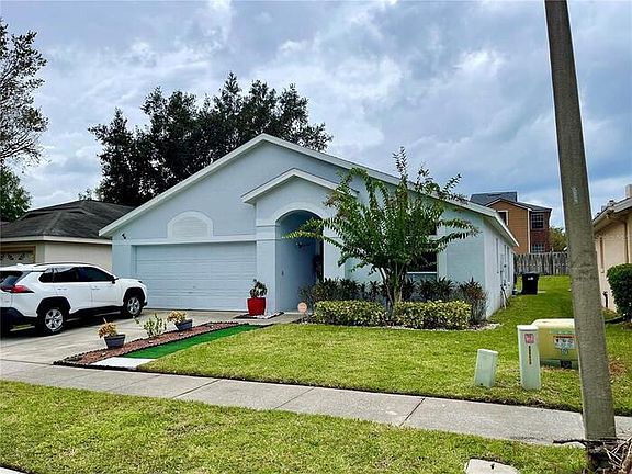 4th image of 7740 Wicklow Cir