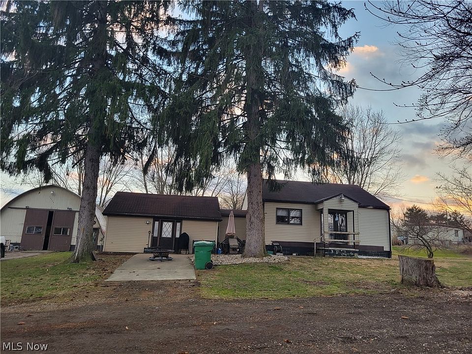 1st image of 10439 Lincoln Way E