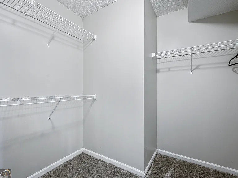 31 Middleton Ct — Photo 17