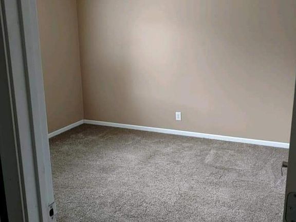 3rd image of 3830 S 46th St