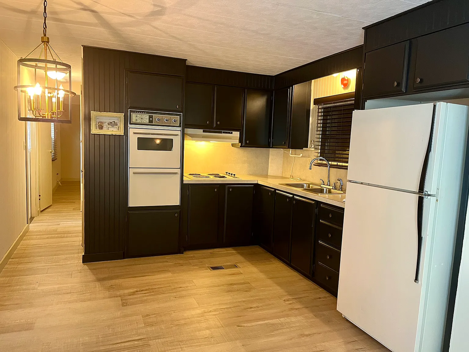 3 bed, 1050 sqft, $1,275 — Photo 2