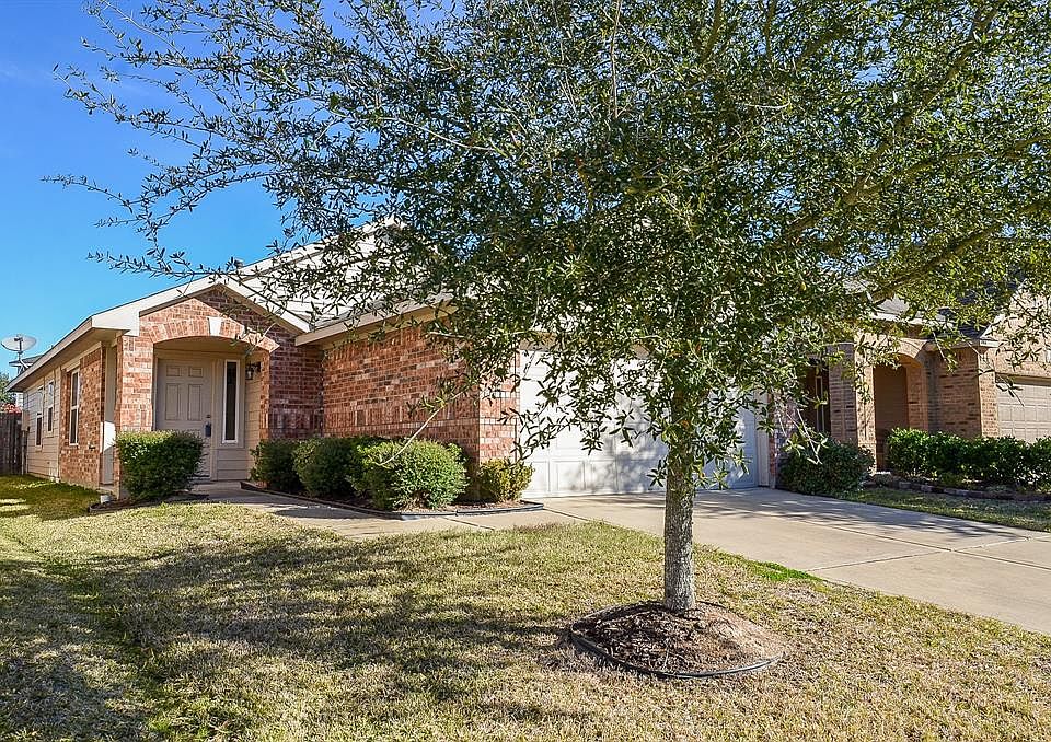 1st image of 19018 Walbrook Meadows Ln