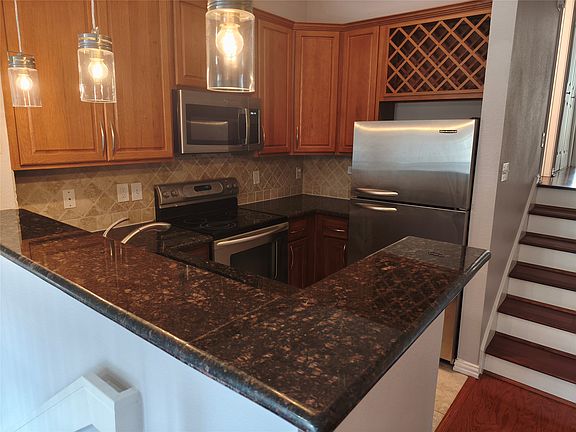 5th image of 2201 Wolf St APT 2205