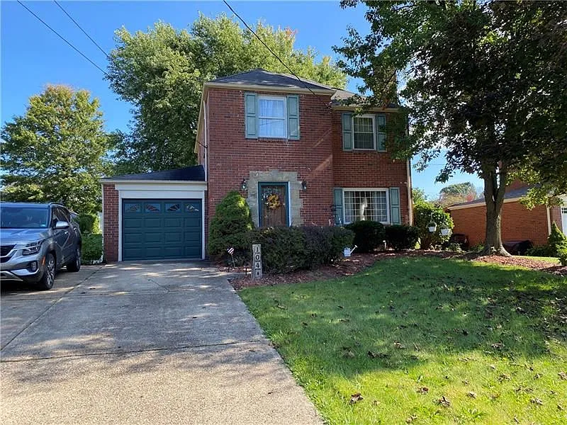 104 Laurel Pl photo 1