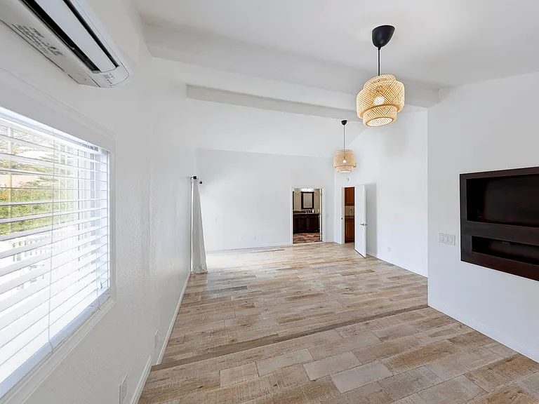 1652 N Pala Pl — Photo 15