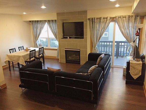 Living room (Furniture not included)