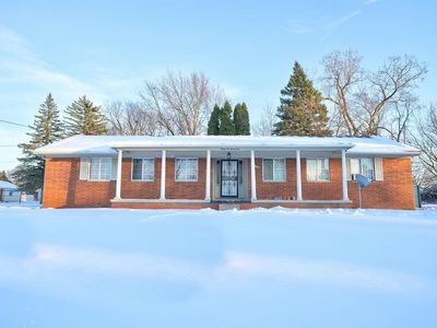 3522 Ridgecliffe Dr, Flint, MI, 48532