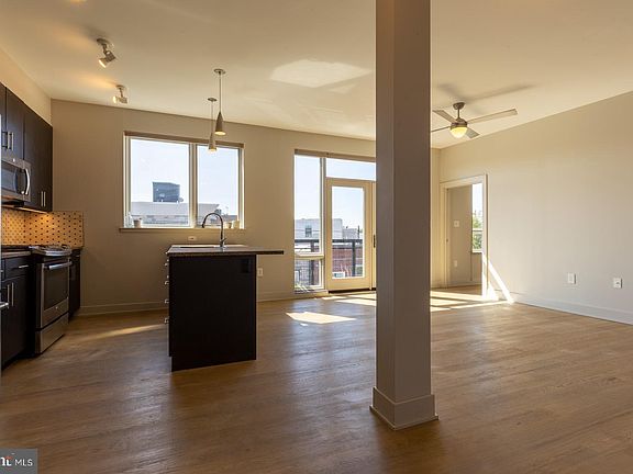 2nd image of 1646-48 S 12th St #302
