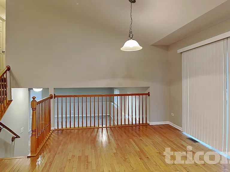 8007 Shady Oak Rd — Photo 4