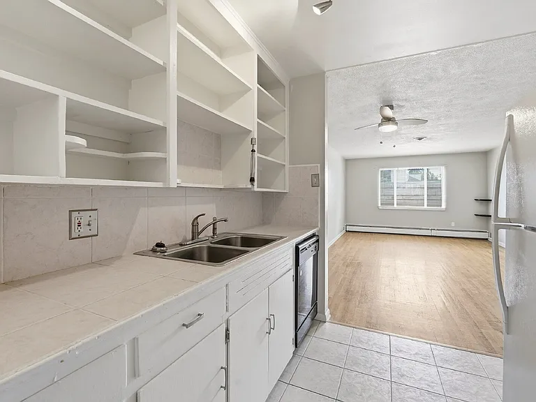 155 Jackson St #10 — Photo 10