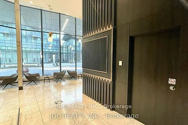 90 Queens Wharf Rd #310 — Photo 3
