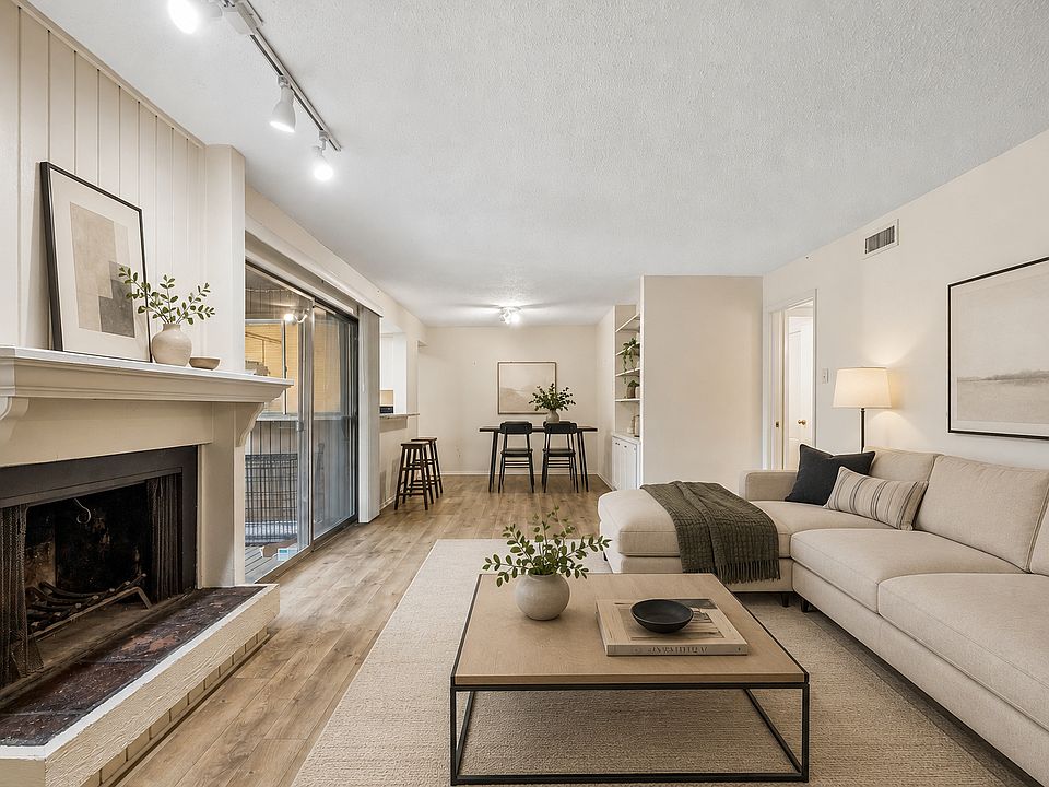 1st image of 5138 Amesbury Dr #211-1