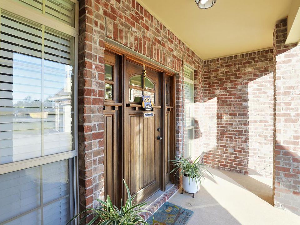 1st image of 6204 Palmetto Pointe Dr