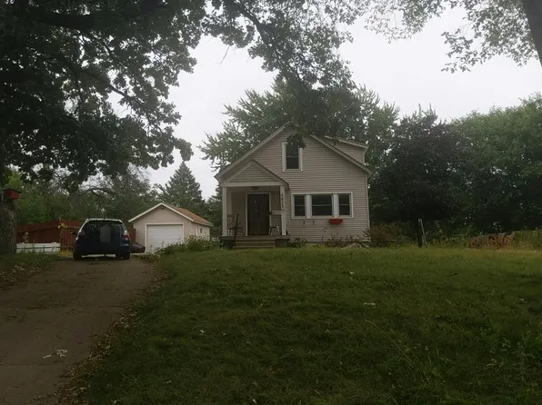 4823 Washington St NE, Columbia Heights, MN 55421