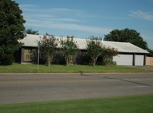 3902 Ecuador Dr, Pasadena, TX 77504