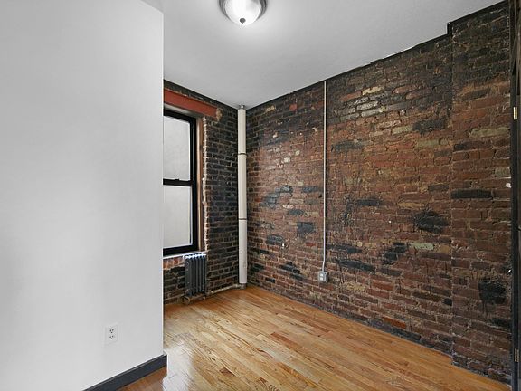 5th image of 520 E 14th St APT 13