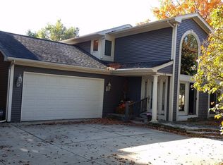 116 Arvida St, Walled Lake, MI
