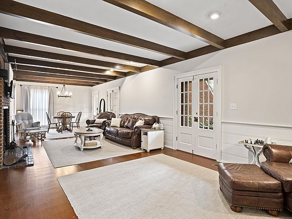 5th image of 106 Sangria Dr
