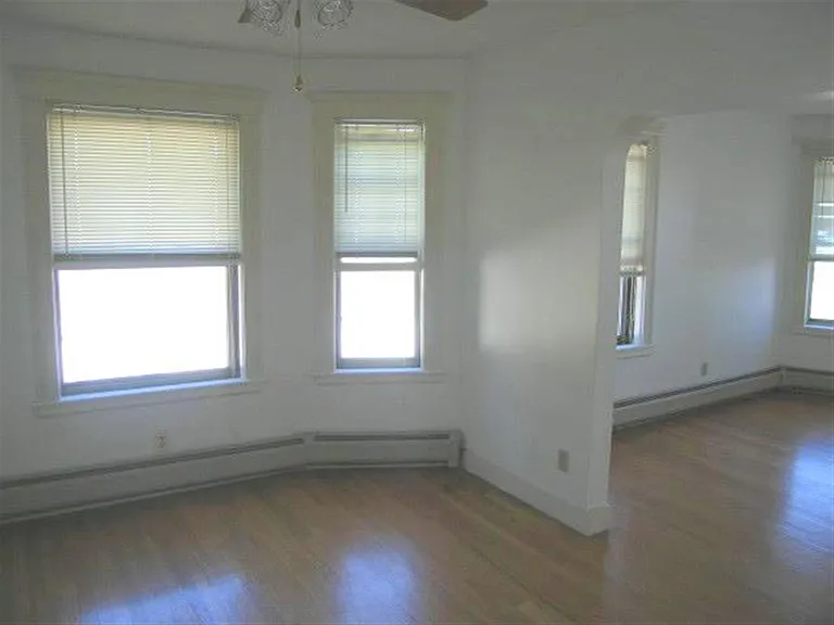 79 Clarendon Ave #1 — Photo 5