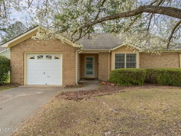 219 Esquire Court, New Bern, NC 28562