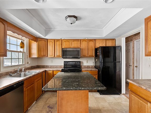 5th image of 6788 S James St