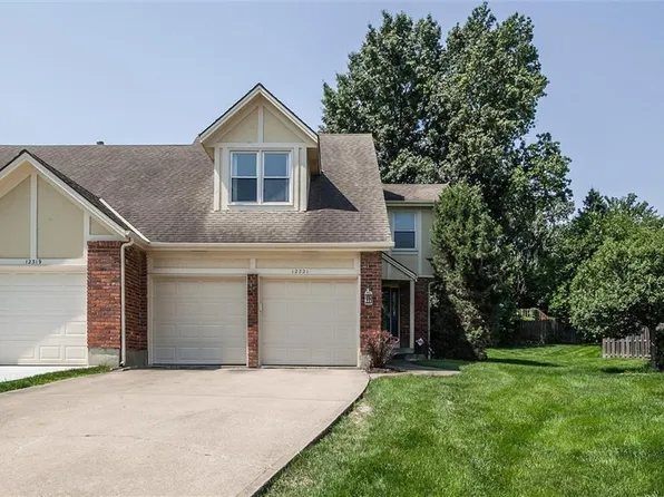 12321 W 105th Ter, Overland Park, KS 66215
