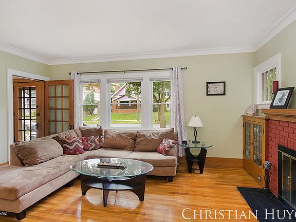 5th image of 1038 Underwood Ave SE