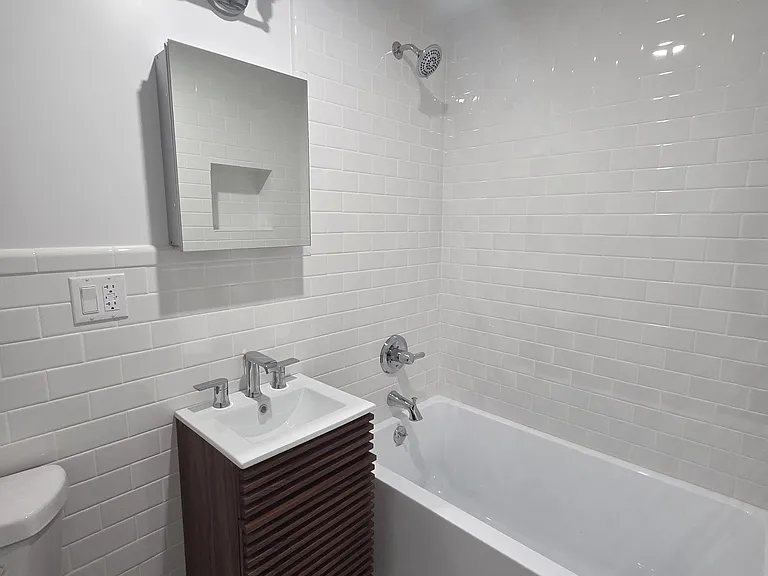 1329 Prospect Pl #1 — Photo 10