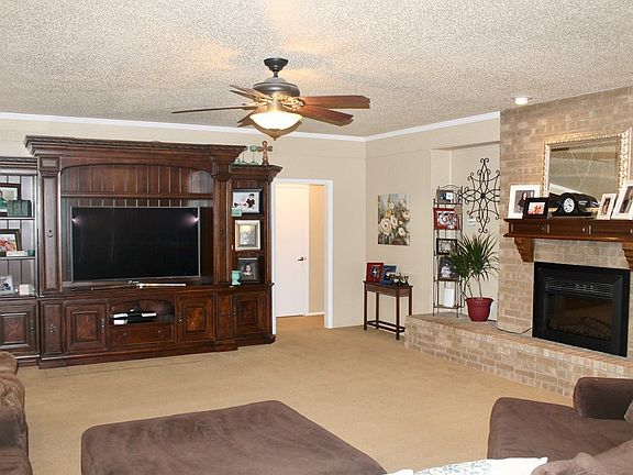 4th image of 4606 Fountain Ln
